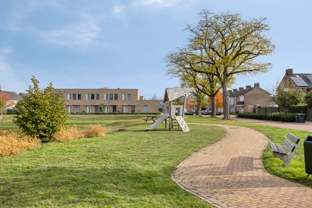 Photo 47 of van Goenstraat 9