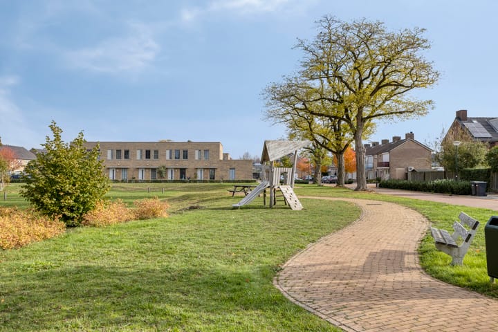 Foto 47 van van Goenstraat 9