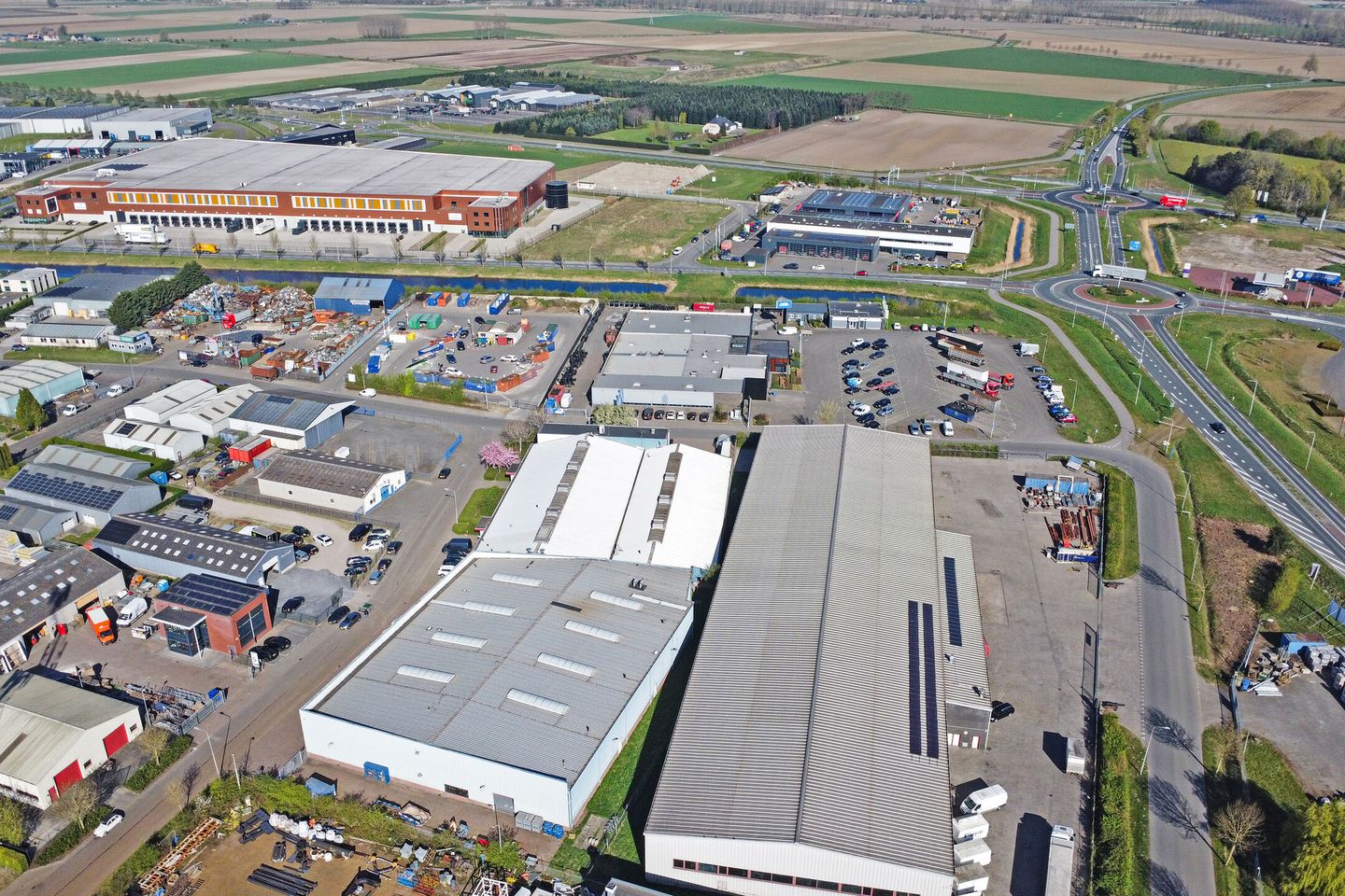 Bekijk foto 2 van Afrikaweg 1