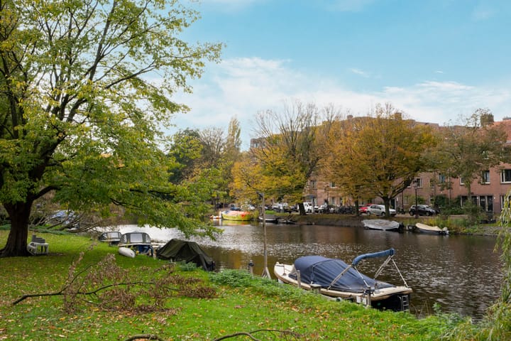 Foto 42 van Bertelmanstraat 10-2