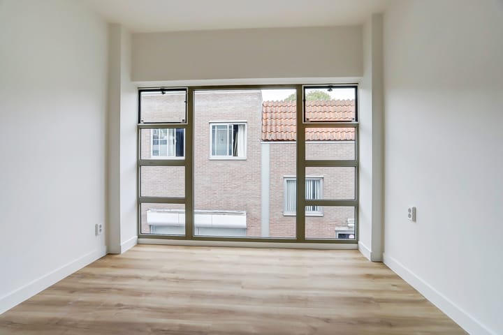 Photo 13 of Wijngaardstraat 20-B