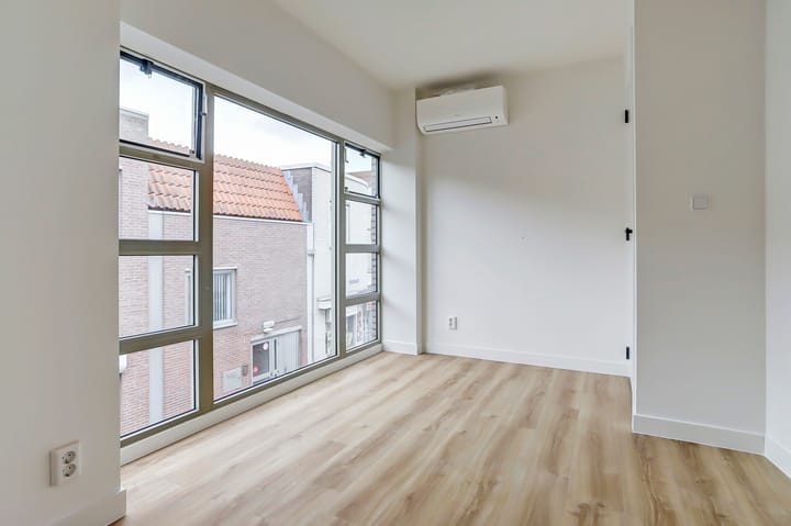 Photo 15 of Wijngaardstraat 20-B