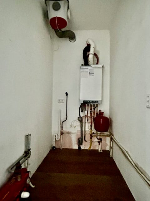 Photo 13 of Hollandsestraat 42