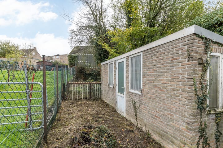 Photo 38 of Servatiusstraat 15