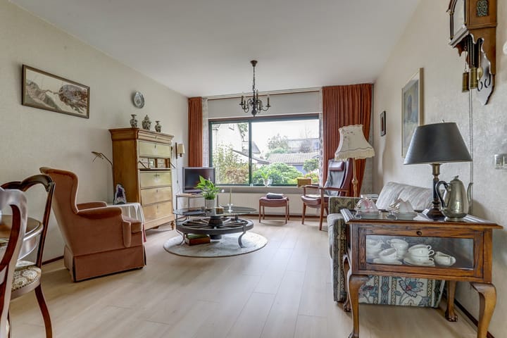 Photo 2 of Struisgras 8