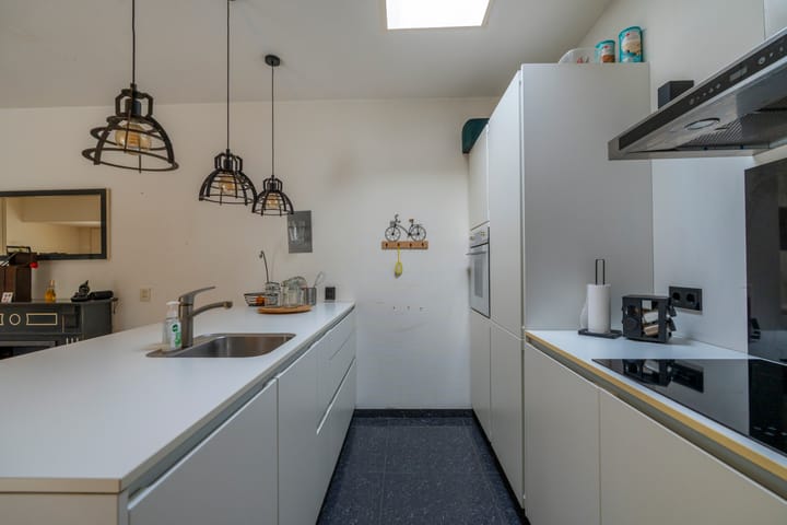 Photo 19 of Heradreef 8