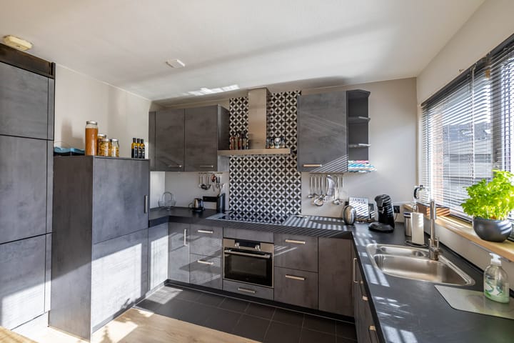 Foto 17 van Bonnen 12-D