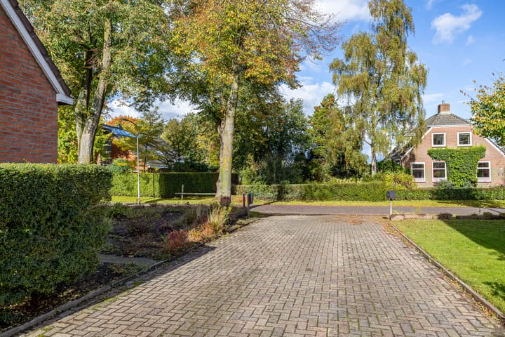 Foto 24 van Bonnen 12-D