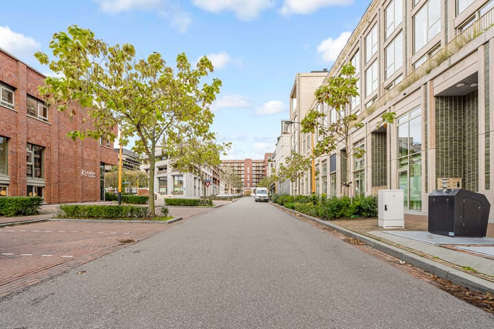 Foto 66 van Madridstraat 88-B