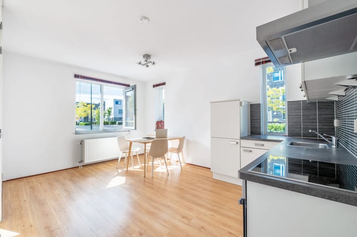 Photo 5 of Emanzana 3