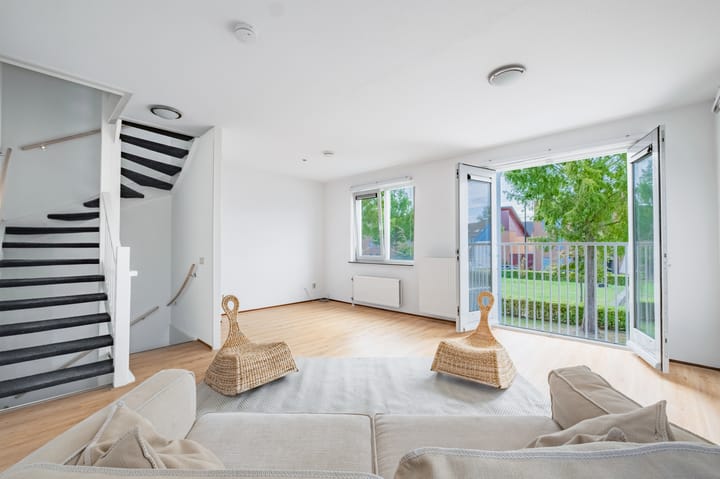 Photo 7 of Emanzana 3