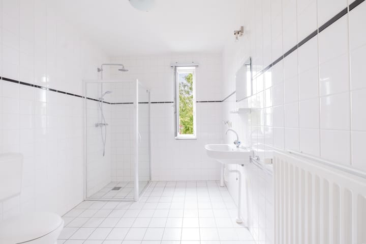 Photo 15 of Emanzana 3