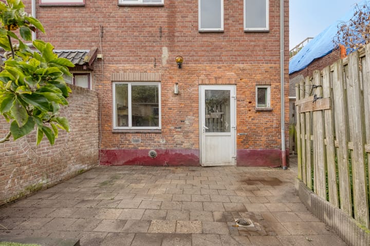 Foto 6 van Spoorstraat 5