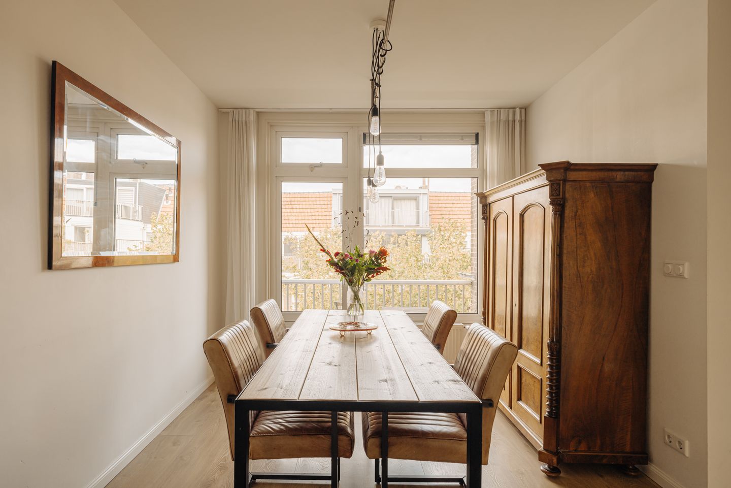 Foto 5 van Van Tuyll van Serooskerkenweg 28-3