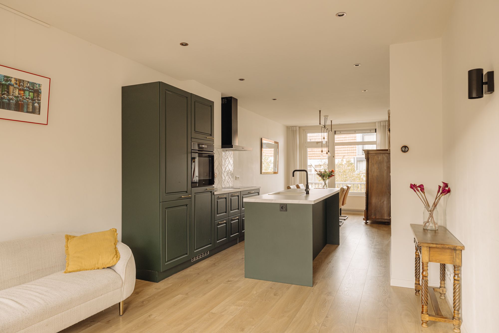 Foto 12 van Van Tuyll van Serooskerkenweg 28-3