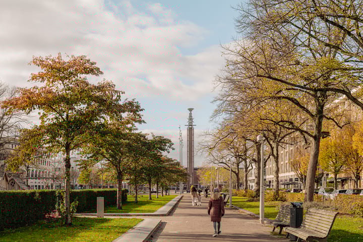 Photo 35 of Van Tuyll van Serooskerkenweg 28-3