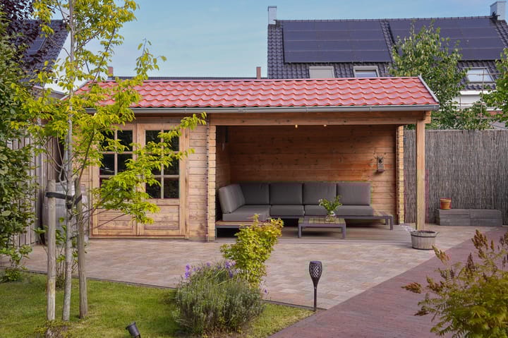 Photo 32 of Annie M.G. Schmidthof 17