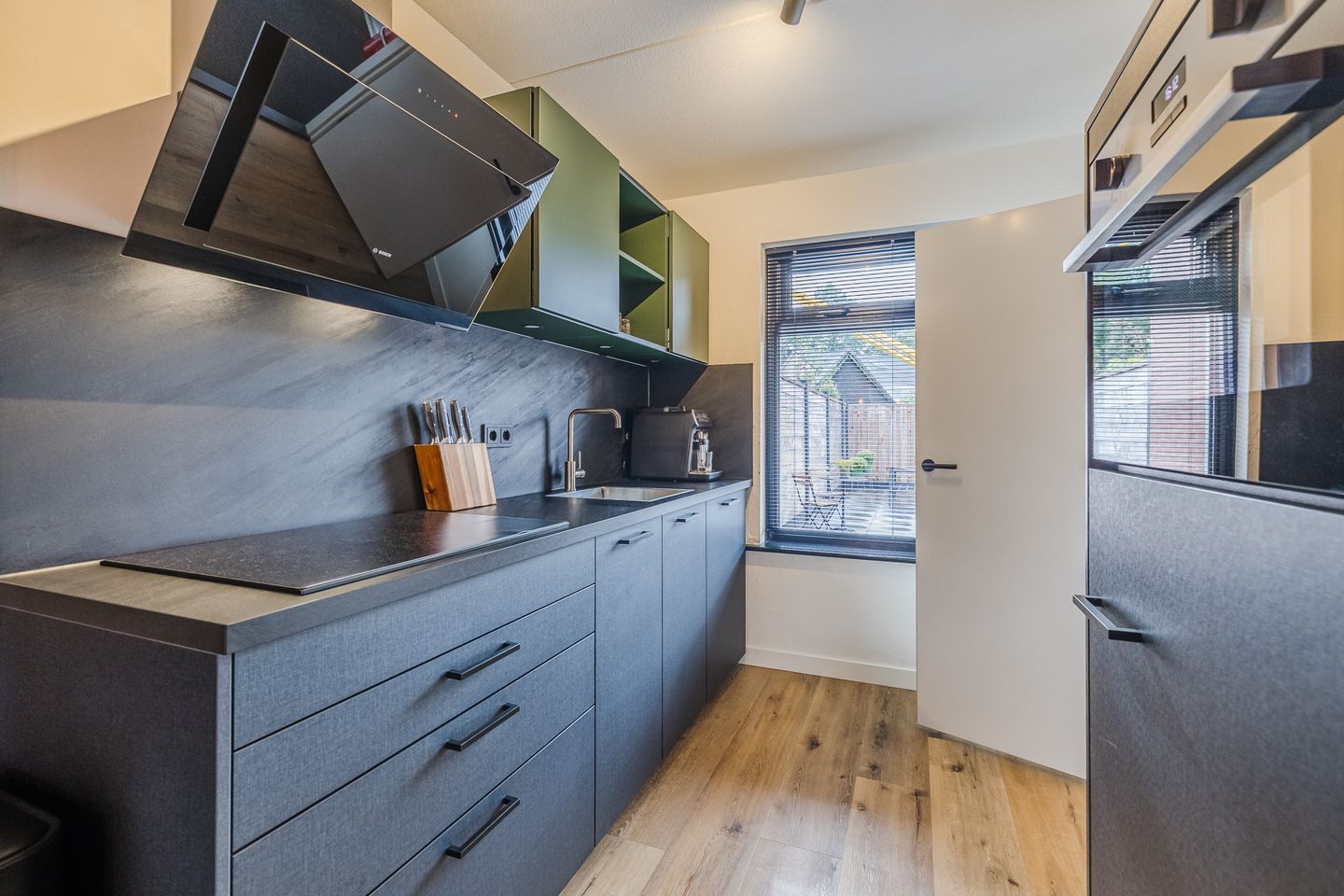 Photo 10 of Merelstraat 5-A