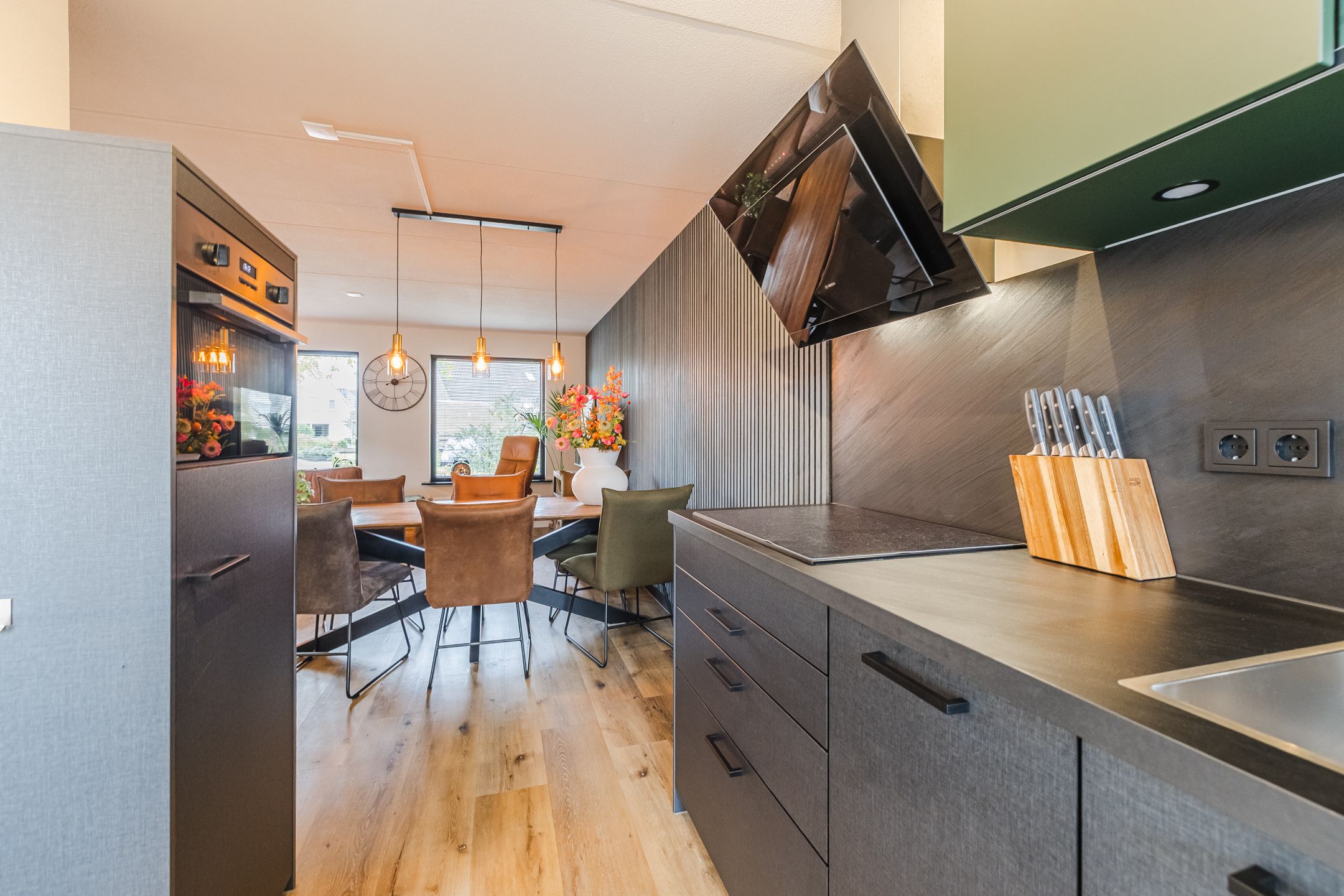 Photo 12 of Merelstraat 5-A