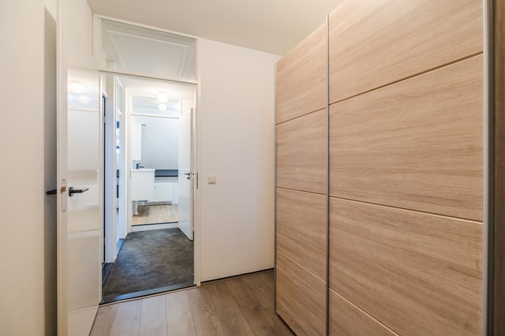 Photo 20 of Merelstraat 5-A