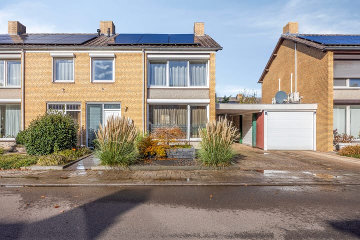 Photo 4 of Kennedystraat 11