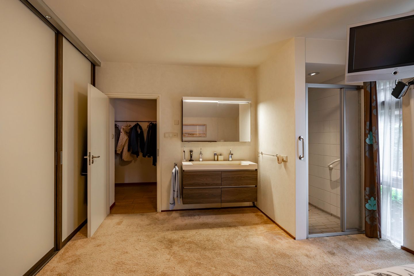 Photo 14 of Vestdijklaan 368