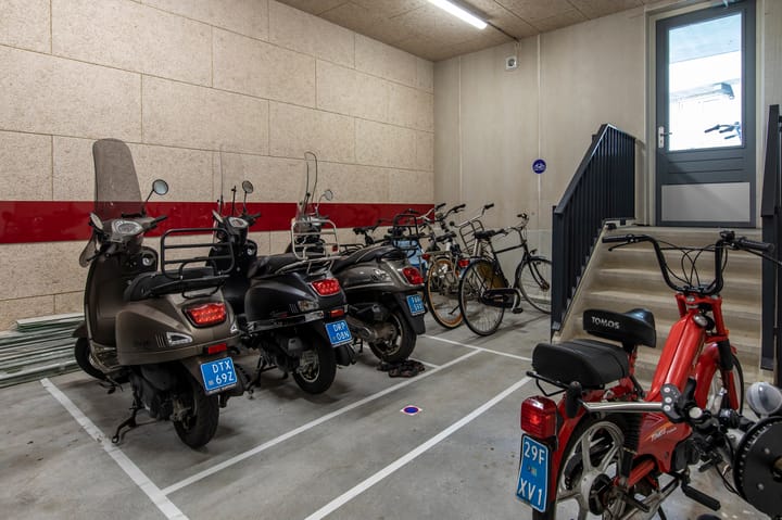 Photo 27 of Flemingstraat 98-C