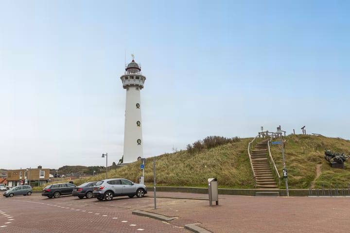 Foto 30 van Boulevard Ir de Vassy 191