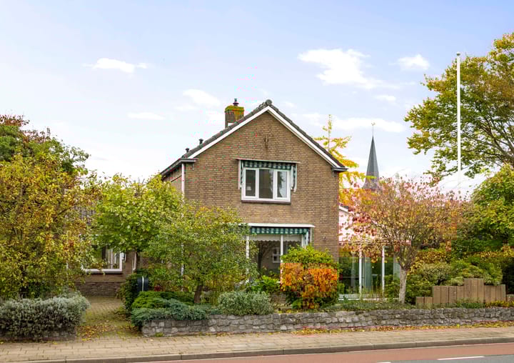 Burgemeester Bloemersstraat 59