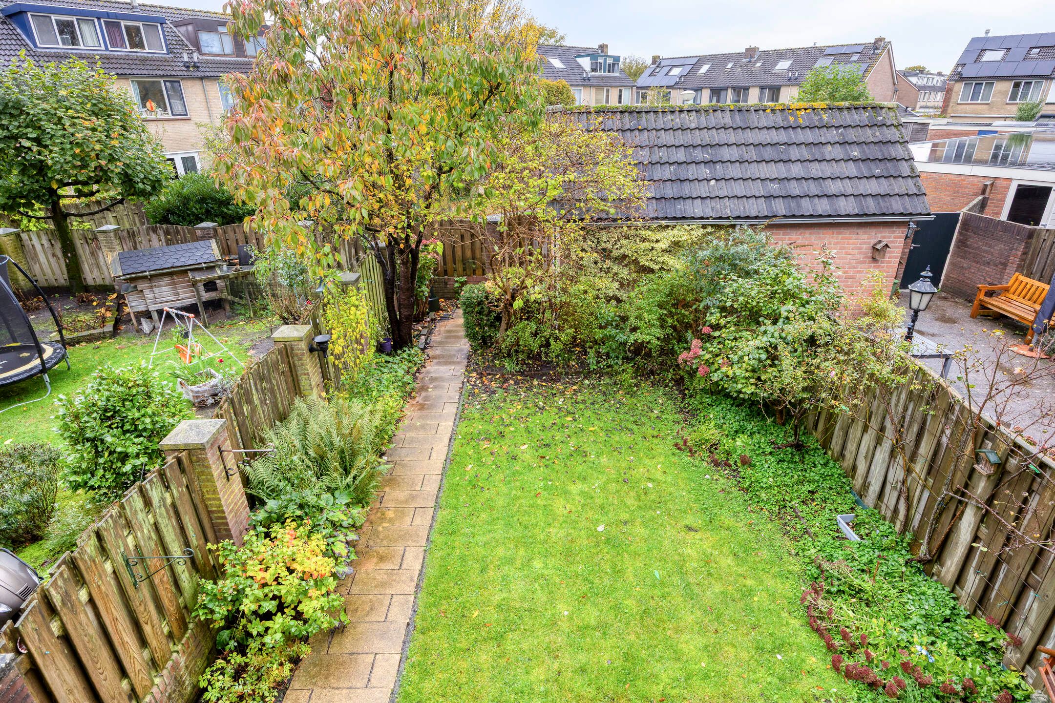Photo 18 of Van Oldenbarneveltstraat 94