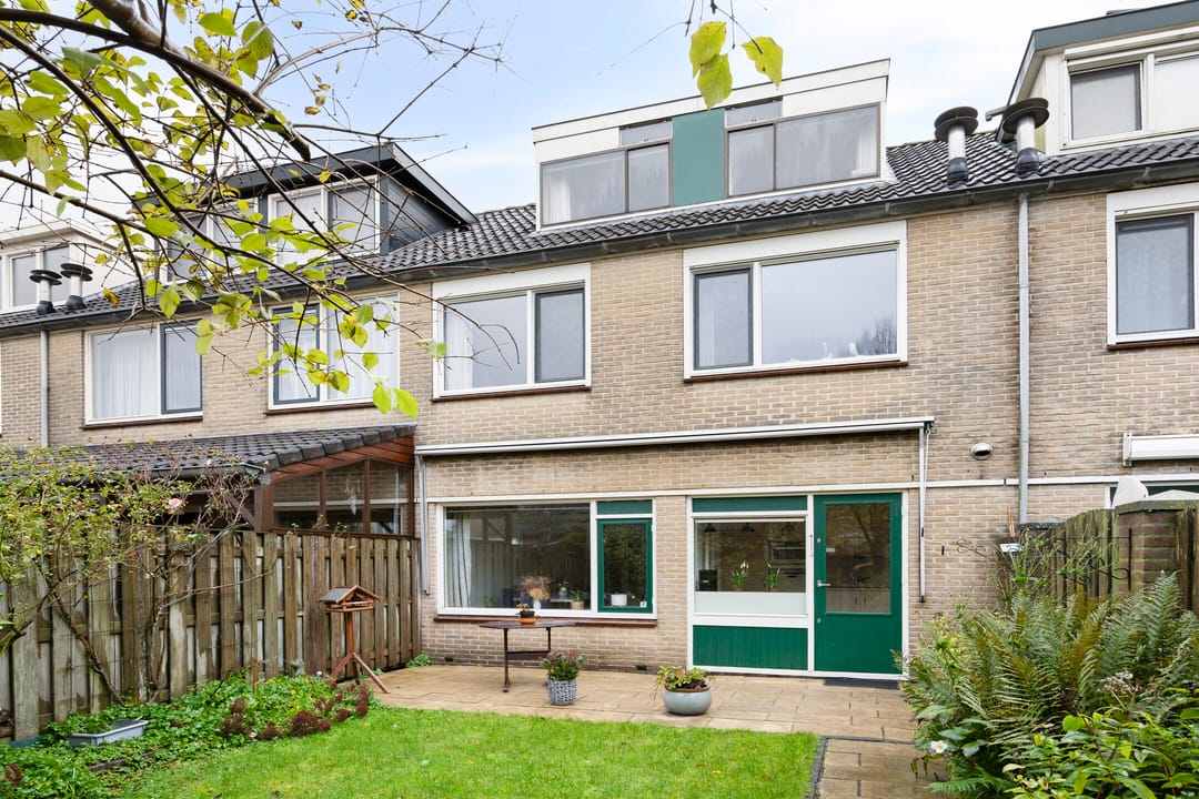 Photo 1 of Van Oldenbarneveltstraat 94
