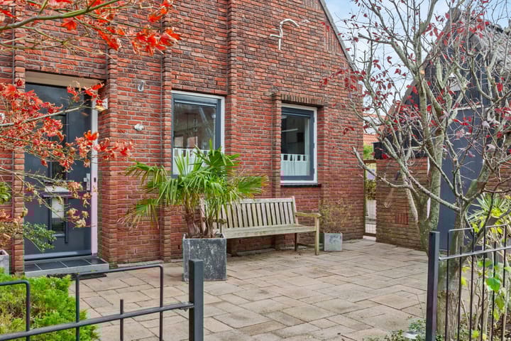 Photo 9 of Waterweegbree 34