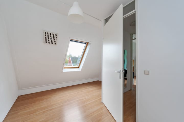 Photo 26 of Waterweegbree 34