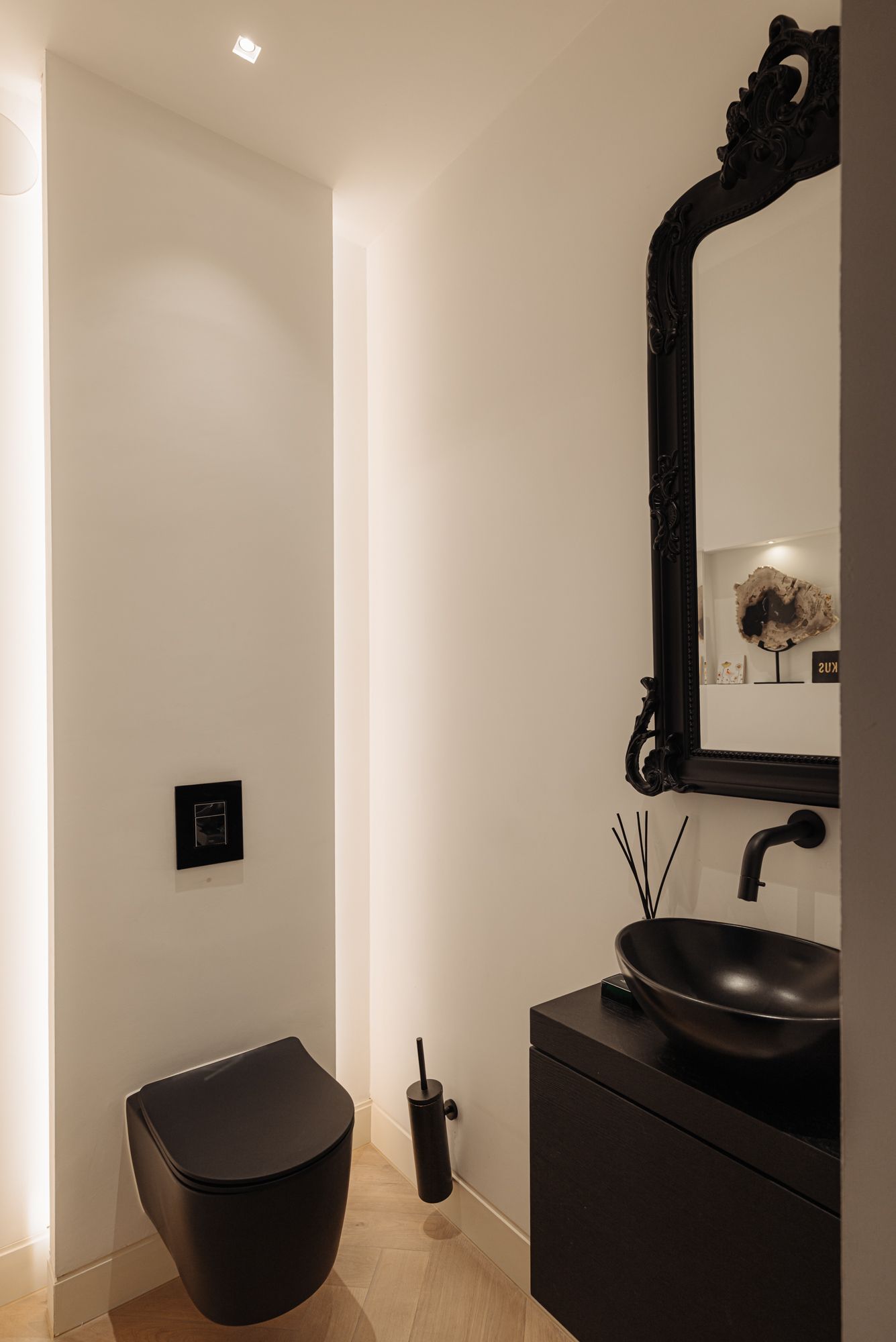 Photo 21 of Courbetstraat 9-3