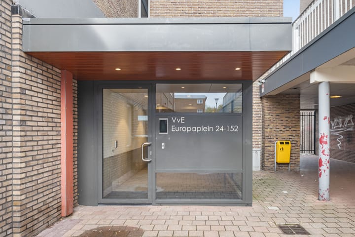 Photo 2 of Europaplein 88