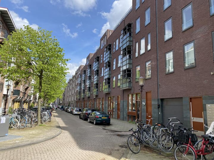 Foto 2 van Tolstraat 2/28