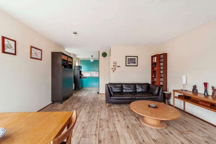 Photo 6 of Louis Davidsstraat 86