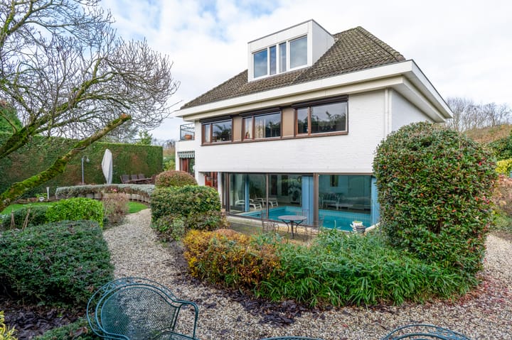 Foto 2 van Parallelweg 12