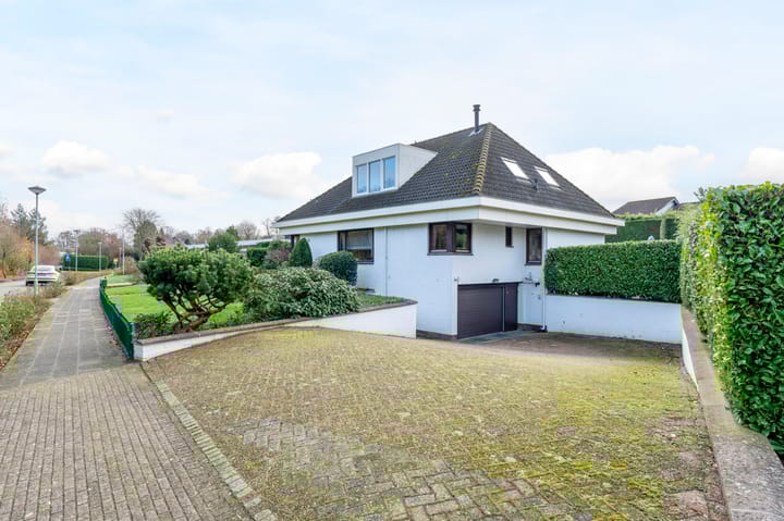 Foto 5 van Parallelweg 12