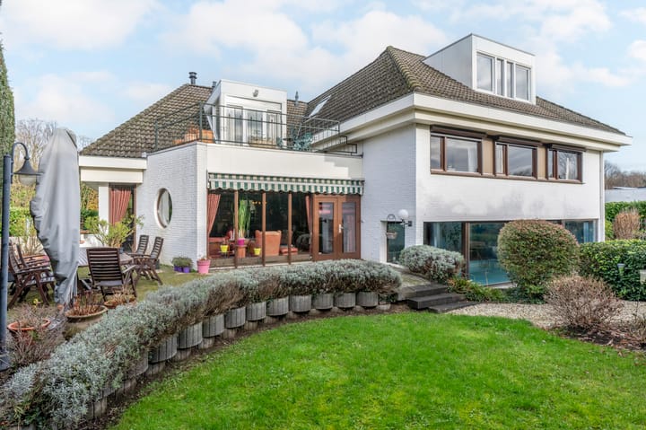 Foto 41 van Parallelweg 12