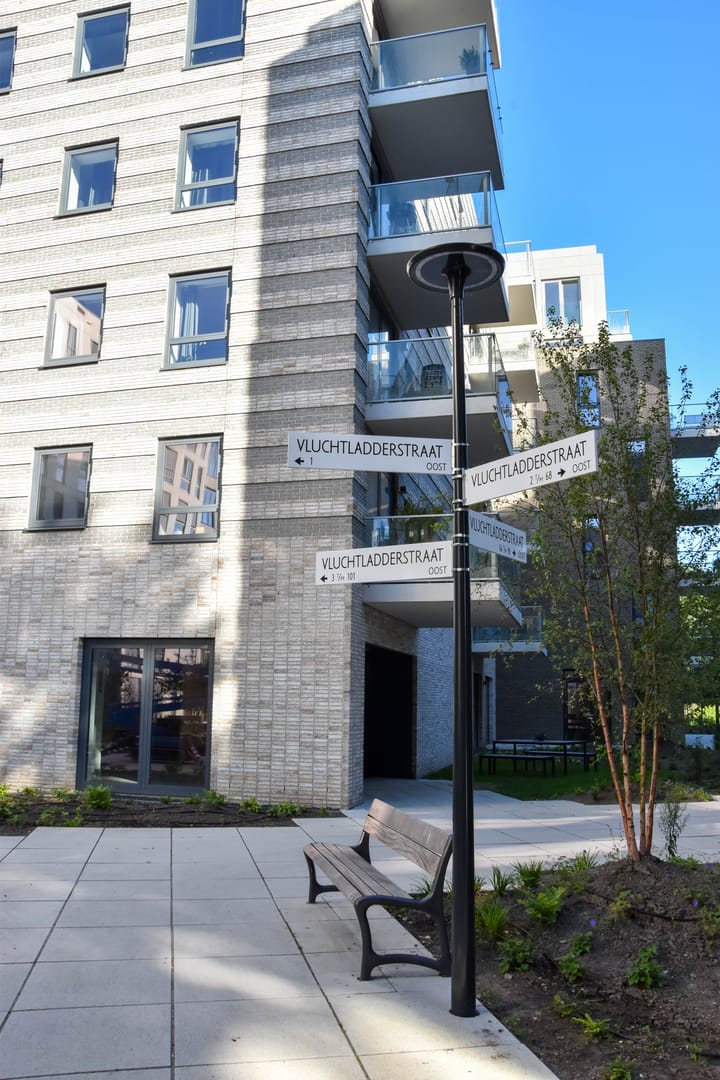 Foto 35 van Vluchtladderstraat 39