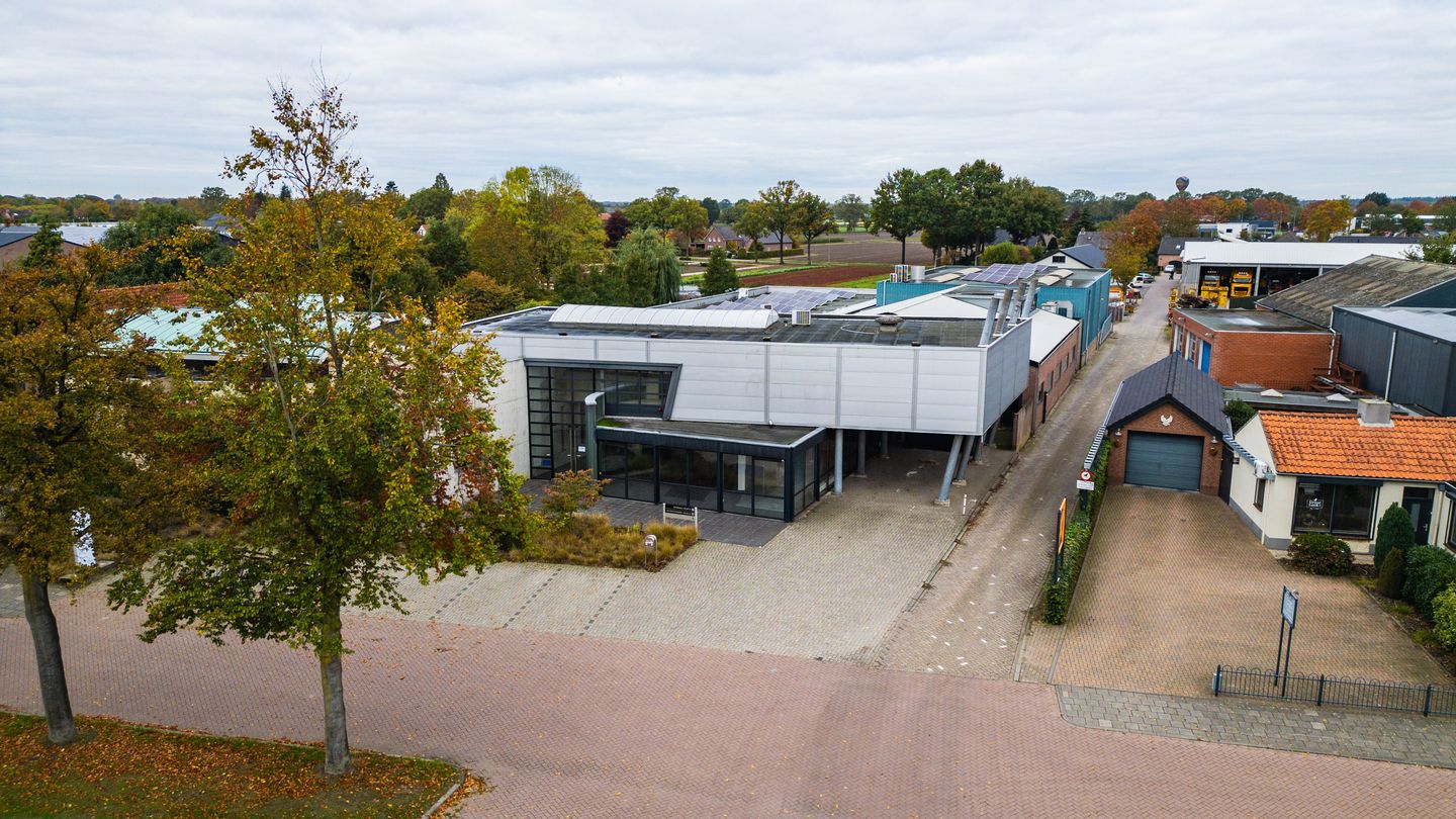 View photo 5 of Wernhoutseweg 72