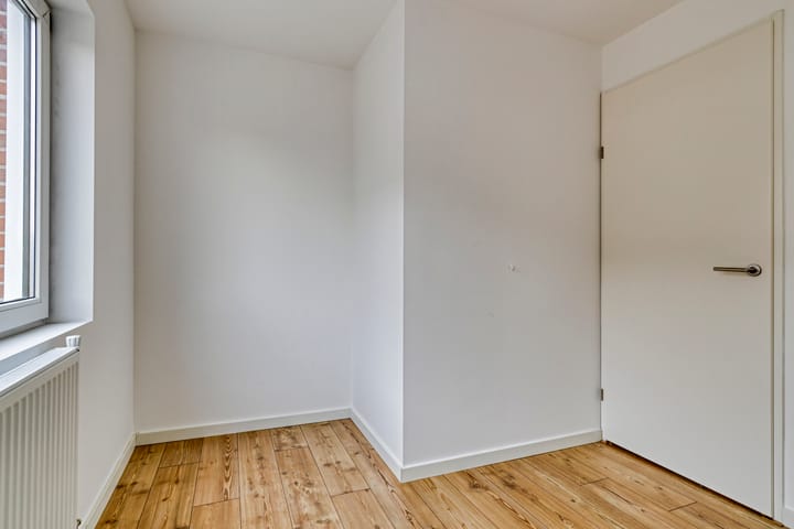 Foto 26 van Van Ruijsdaellaan 29-A