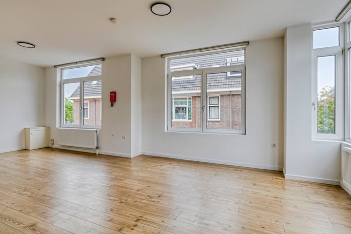 Foto 13 van Van Ruijsdaellaan 29-A