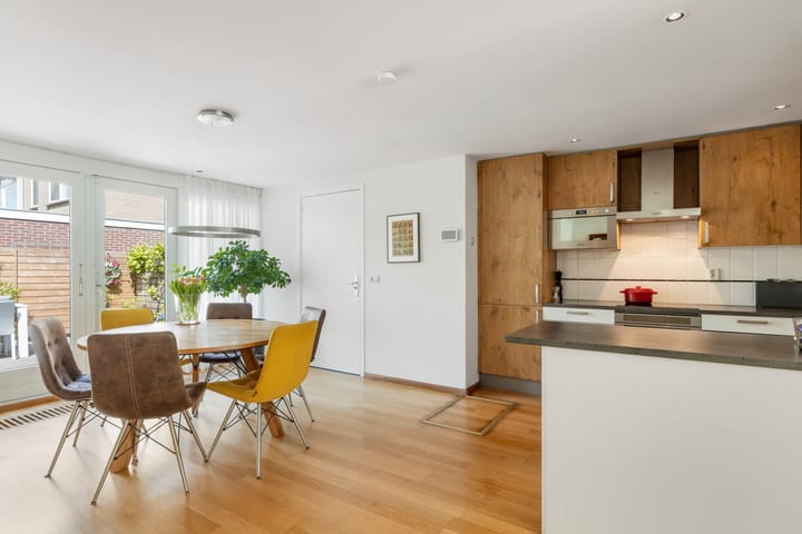 Photo 2 of Zuiderplantsoen 2