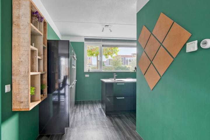 Photo 11 of Tarweakker 35