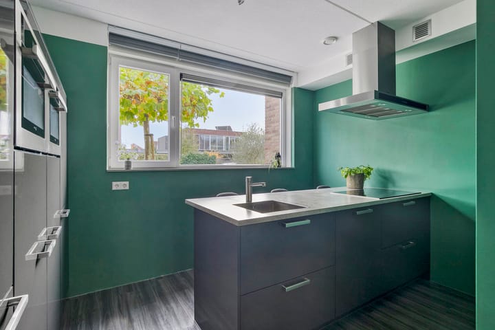 Photo 12 of Tarweakker 35