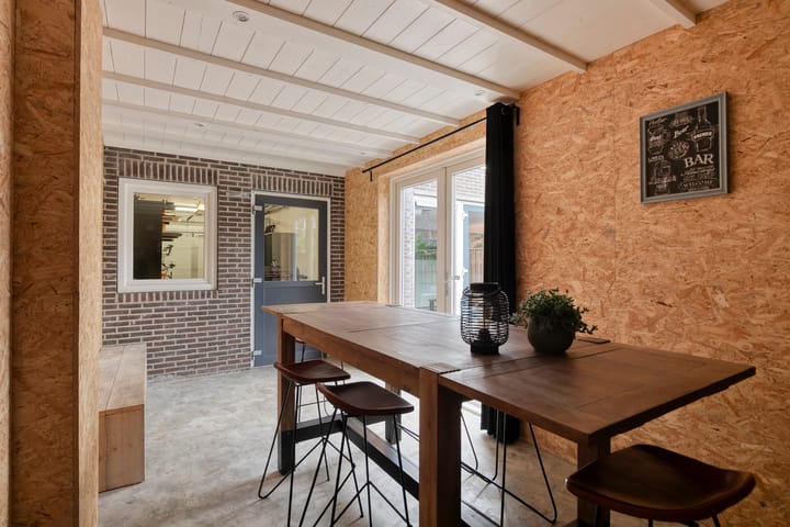 Photo 40 of Tarweakker 35