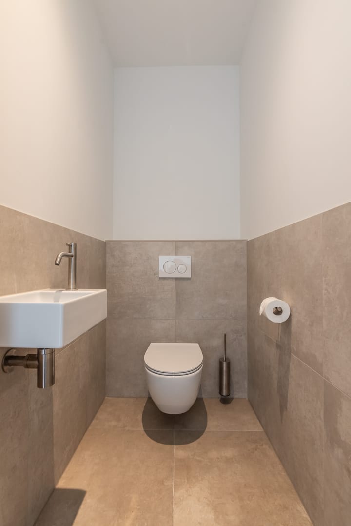 Photo 36 of Ton de Leeuwstraat 94