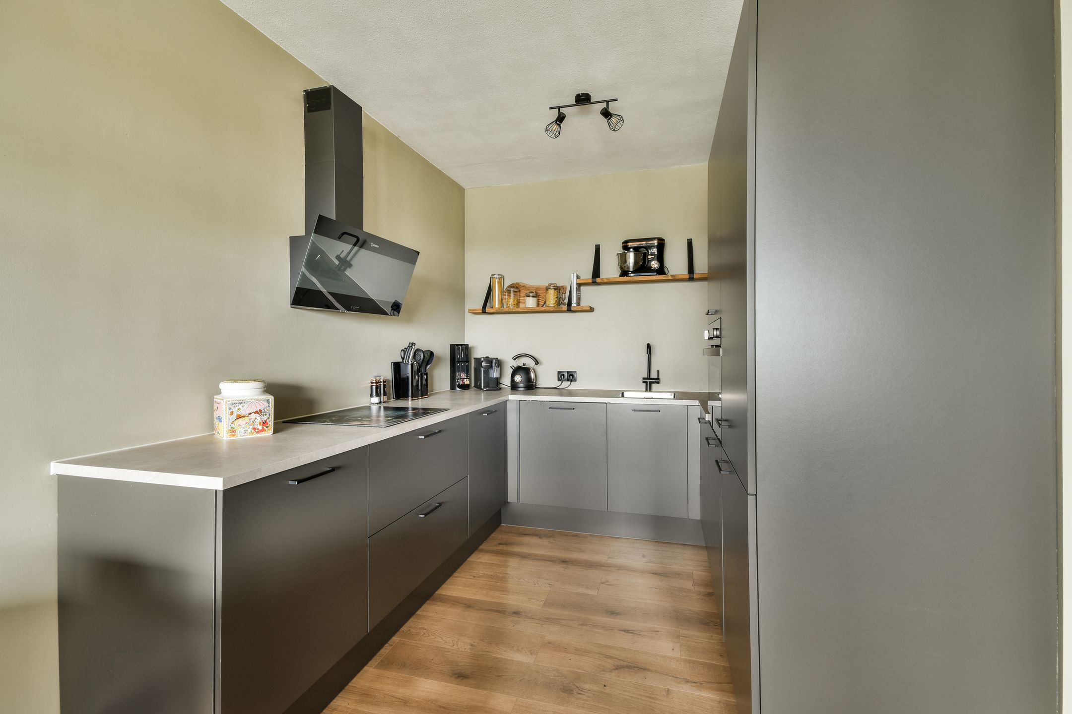 Foto 12 van Melde 82